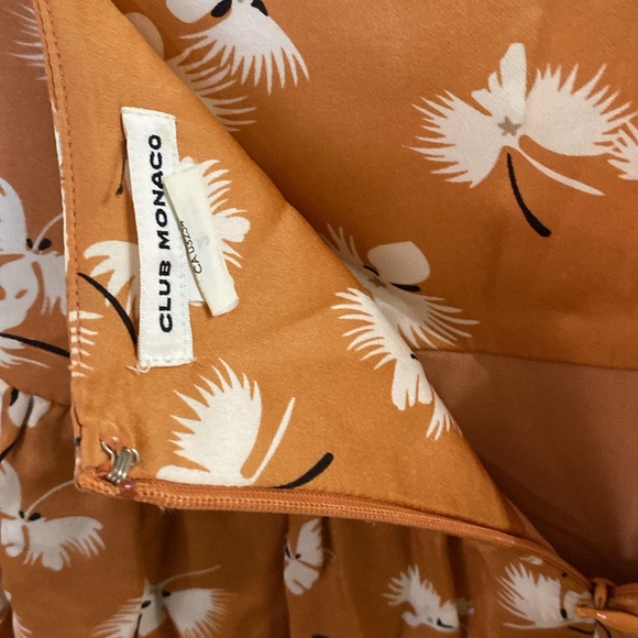 Club Monaco silk skirt - Picture 6 of 9